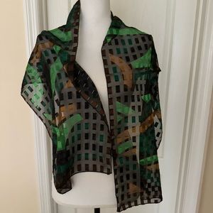 Vtg Lavaren Woman’s Green Polyester Scarf (14x57)